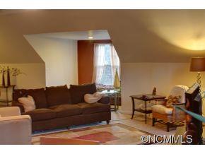 17 Creek Run Road Candler, NC 28715 - Photo 12 of 18 Gallery Image 12