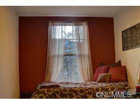 17 Creek Run Road Candler, NC 28715 - Photo 13 of 18 Gallery Image 13