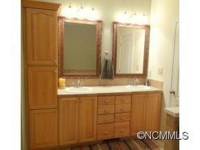 17 Creek Run Road Candler, NC 28715 - Photo 8 of 18 Gallery Image 8