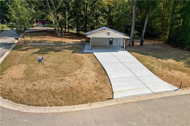 $267,900 | 2087 Chestnut Way, Lithia Springs, GA 30122