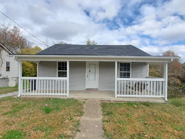 $1,795 | 329 East 18th Street, Columbia, TN 38401