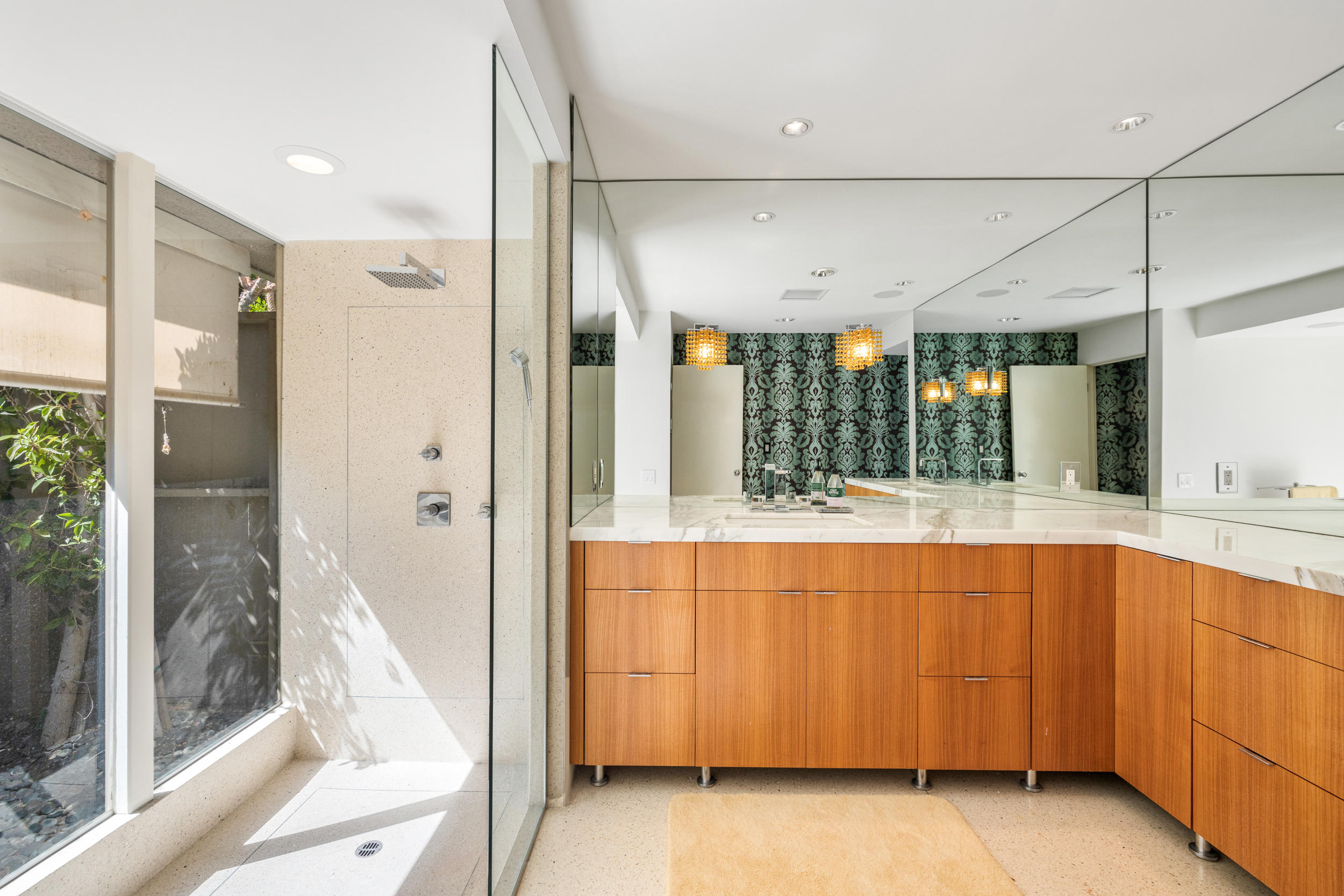 70411 Pecos Road Rancho Mirage, CA 92270 - Photo 21 of 44 a view of a large tub and window in a room