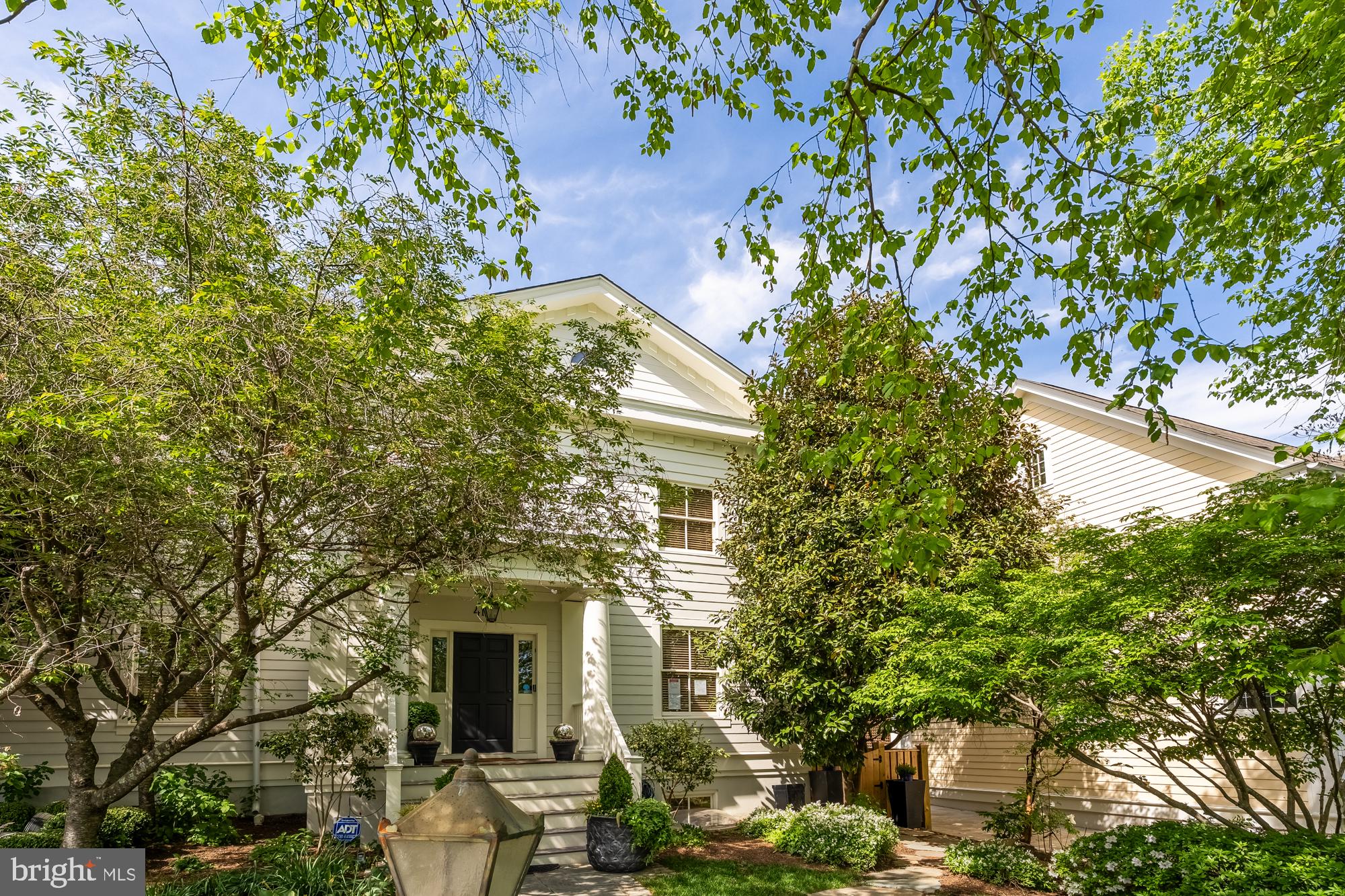 4111 18th Road North, Unit 1 Arlington, VA 22207 - Photo 2 of 35