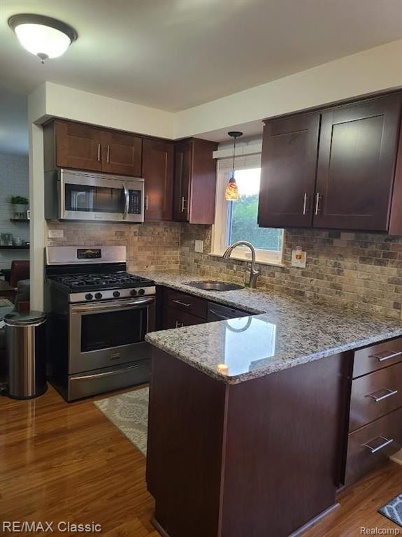 2367 Edwin Drive Warren, MI 48092 - Photo 5 of 27 Gallery Image 5