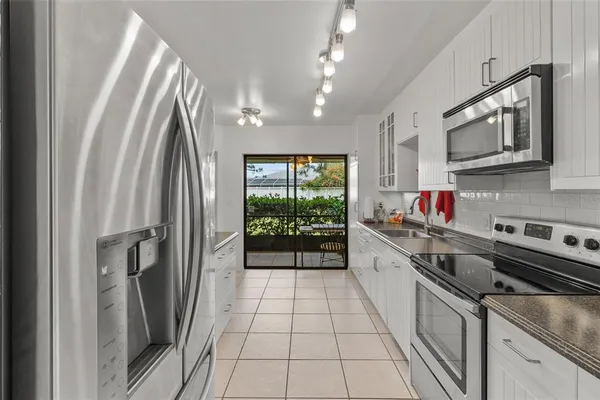 $3,200 | 235 Southampton Lane, Unit 276, Venice, FL 34293