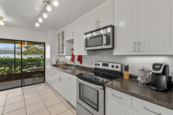 $3,200 | 235 Southampton Lane, Unit 276, Venice, FL 34293