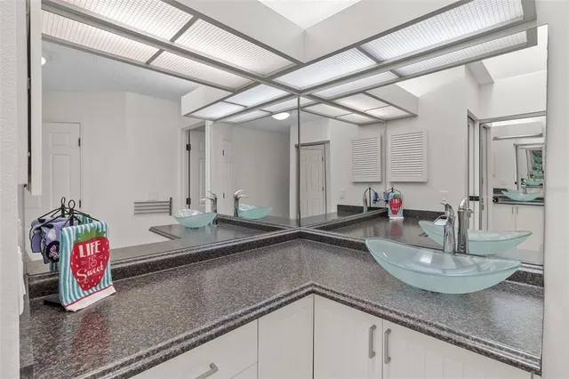 $3,200 | 235 Southampton Lane, Unit 276, Venice, FL 34293