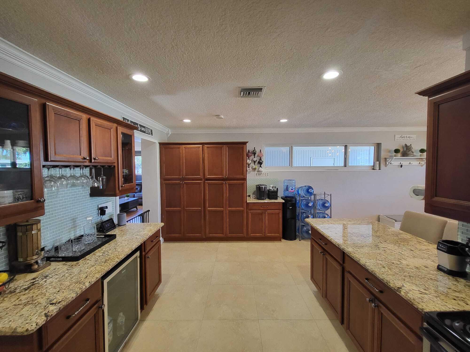 341 East Lake Road Palm Springs, FL 33461 - Photo 6 of 33 WhatsApp Image 2022-01-30 at 7.45.29 PM