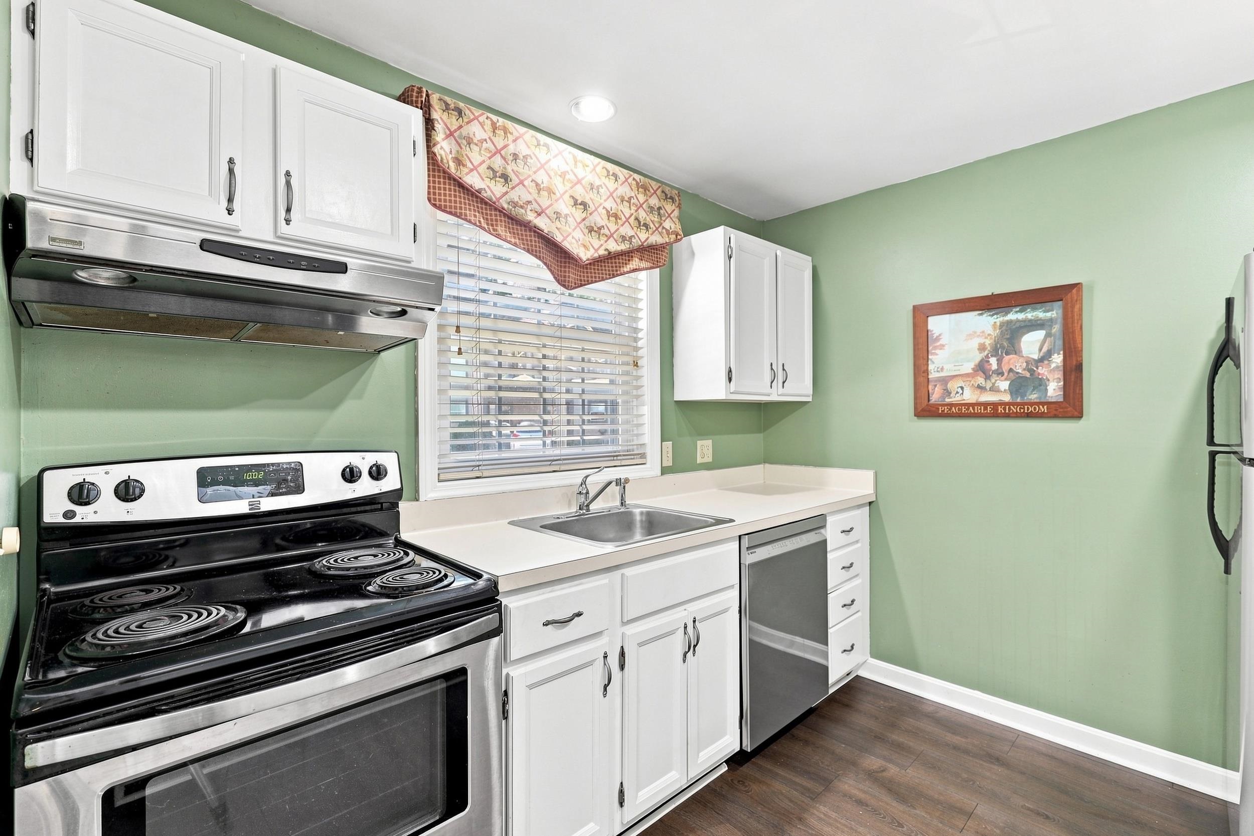 1465 Hooksett Road, Unit 214 Hooksett, NH 03106 - Photo 4 of 42 Gallery Image 4
