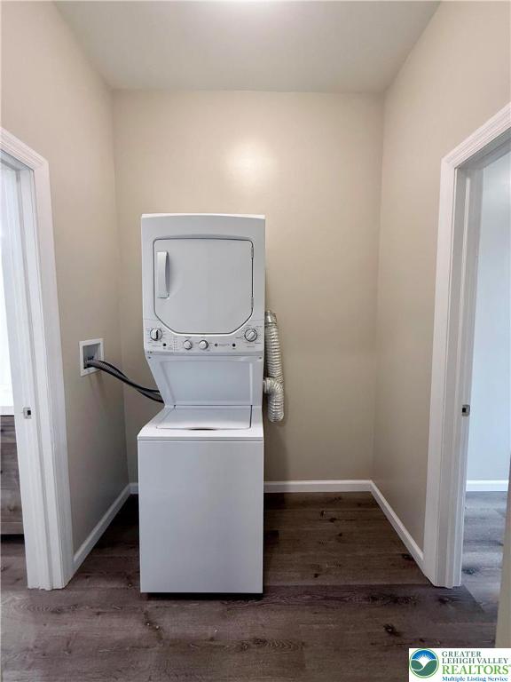 801 West Broad Street, Unit 1 Bethlehem, PA 18018 - Photo 18 of 31 a utility room with wooden floor washer and dryer