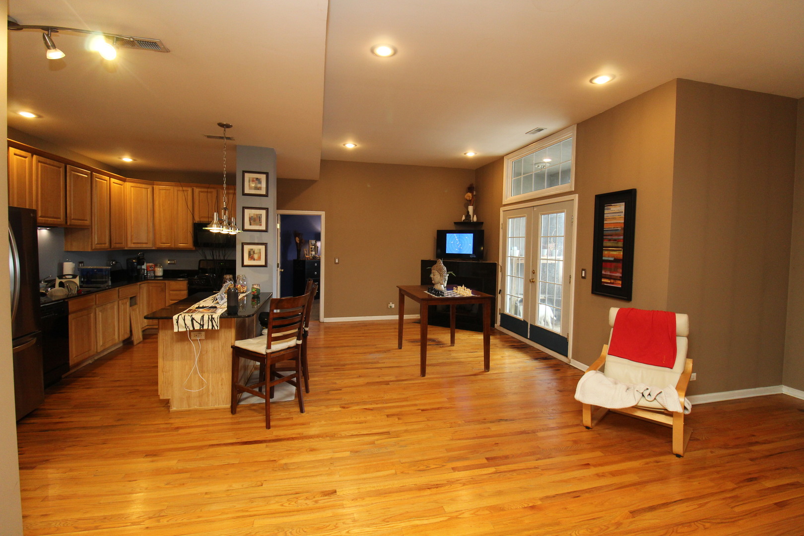 3231 West Fullerton Avenue, Unit 3W Chicago, IL 60647 - Photo 11 of 26