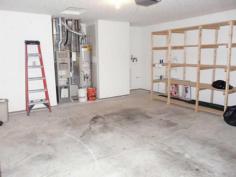 660 Westover Road Avon, IN 46123 - Photo 14 of 17 Gallery Image 14