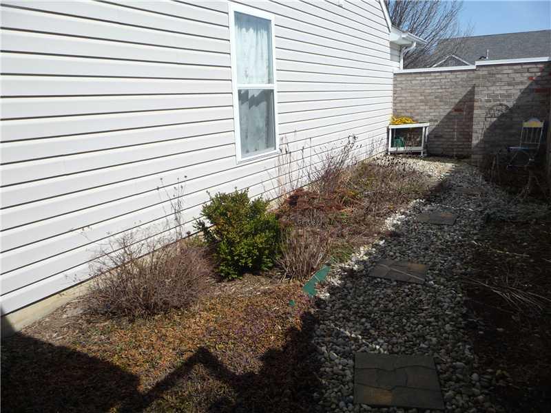 660 Westover Road Avon, IN 46123 - Photo 16 of 17 Gallery Image 16