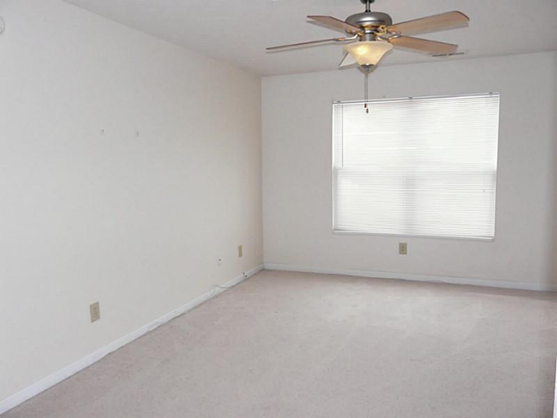 660 Westover Road Avon, IN 46123 - Photo 8 of 17 Gallery Image 8