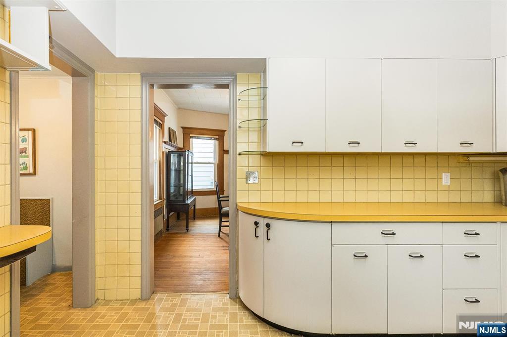 87 High Street Glen Ridge, NJ 07028 - Photo 17 of 40