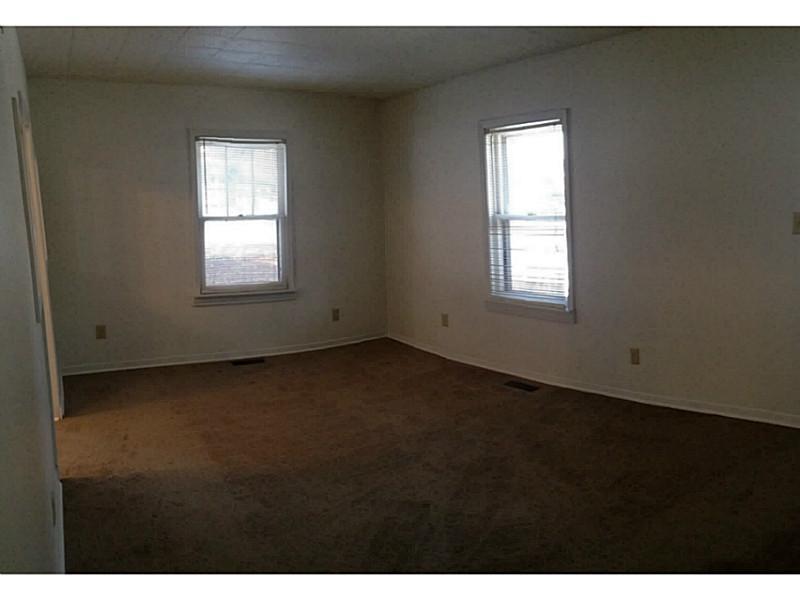 2565 East Midland Road Indianapolis, IN 46227 - Photo 9 of 24 Gallery Image 9