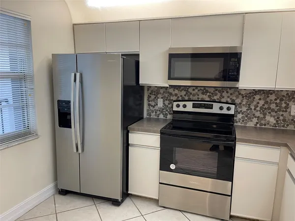 $2,100 | 3993 Cypress Reach Court, Unit 205, Pompano Beach, FL 33069