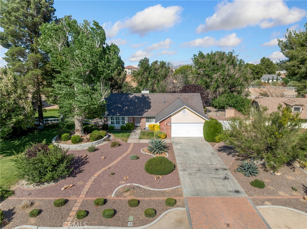 12435 Reata Road Apple Valley, CA 92308 - Photo 1 of 39