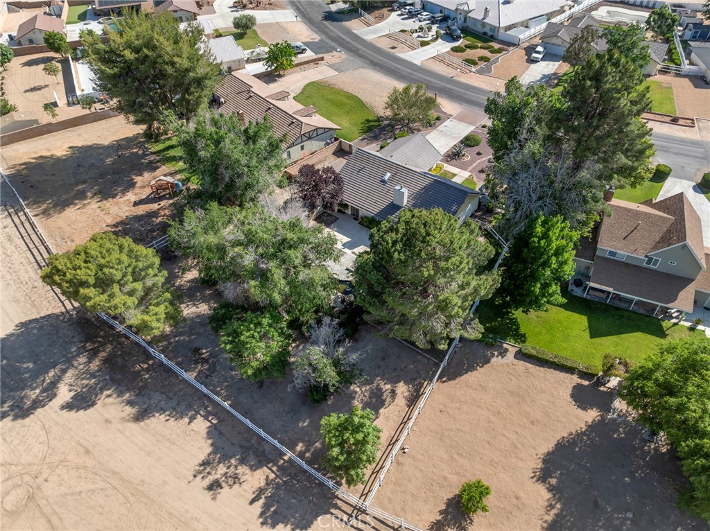 12435 Reata Road Apple Valley, CA 92308 - Photo 4 of 39