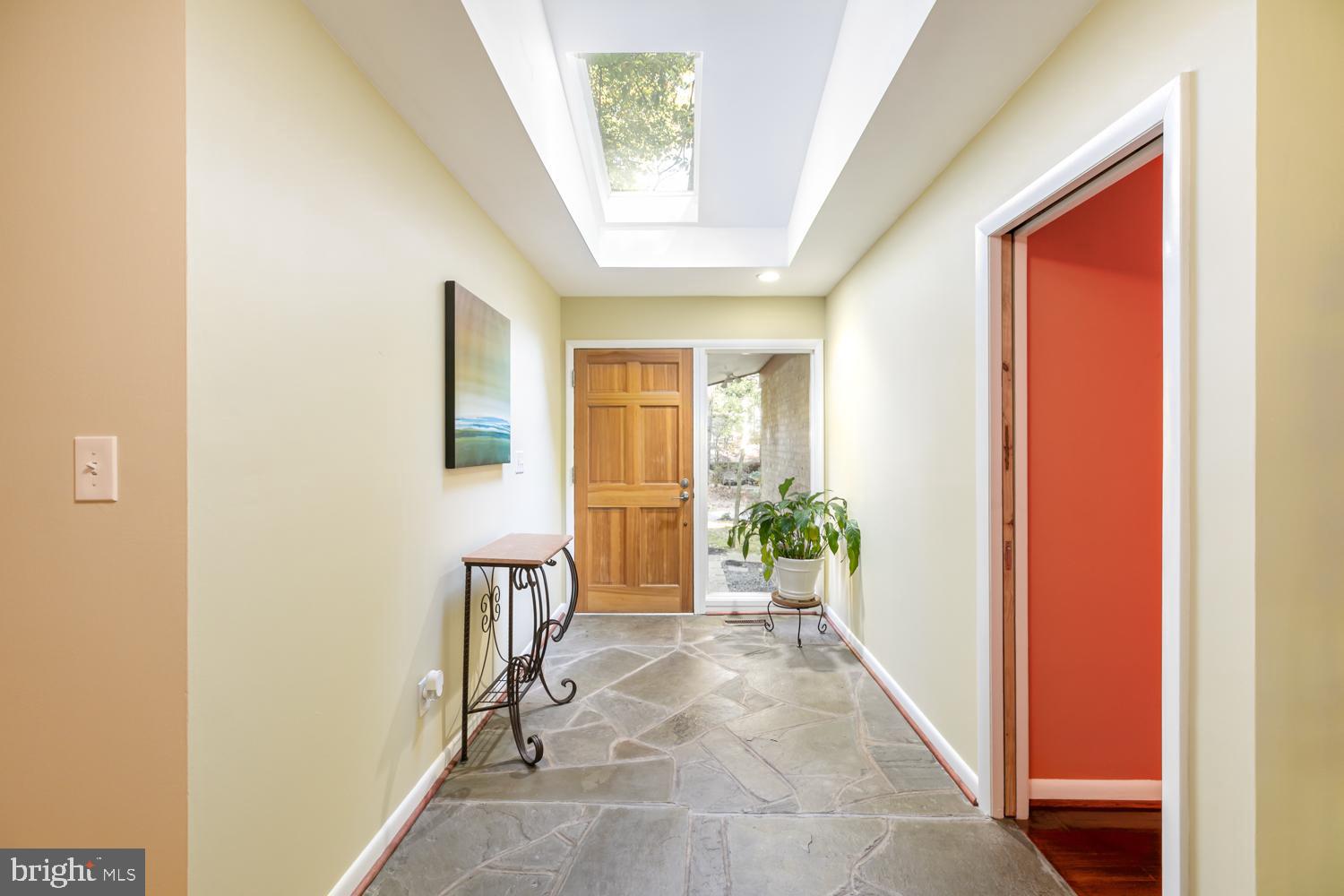 11403 Drop Forge Lane Reston, VA 20191 - Photo 5 of 40