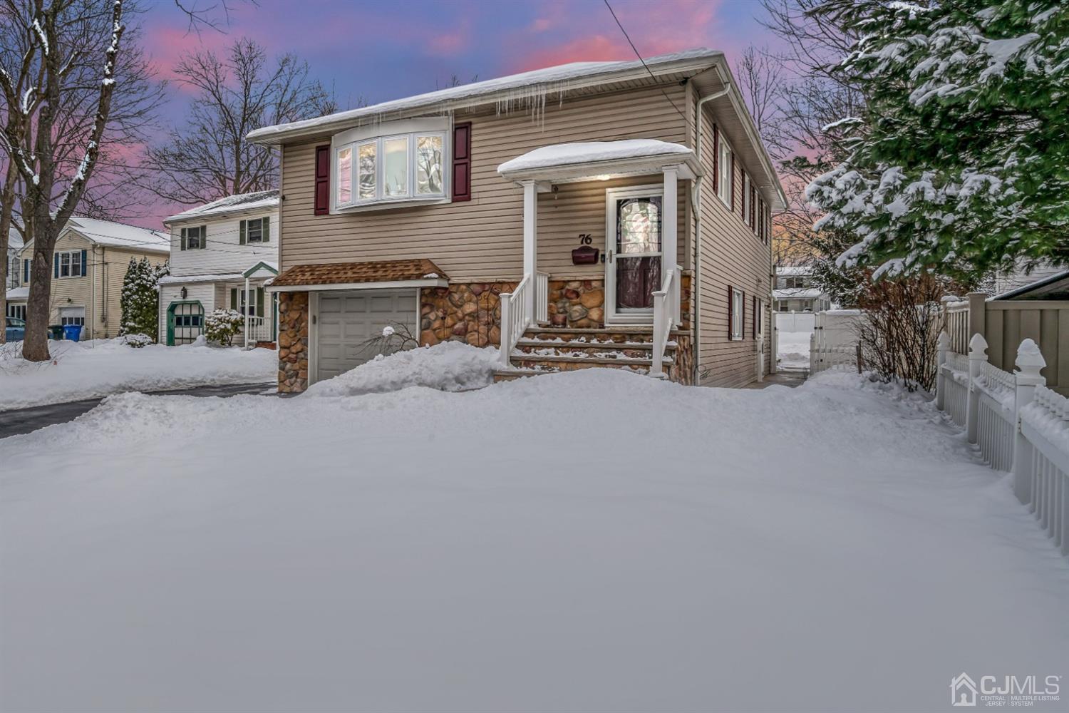 76 Chain O' Hills Road Iselin, NJ 08830 - Photo 2 of 31 Gallery Image 2