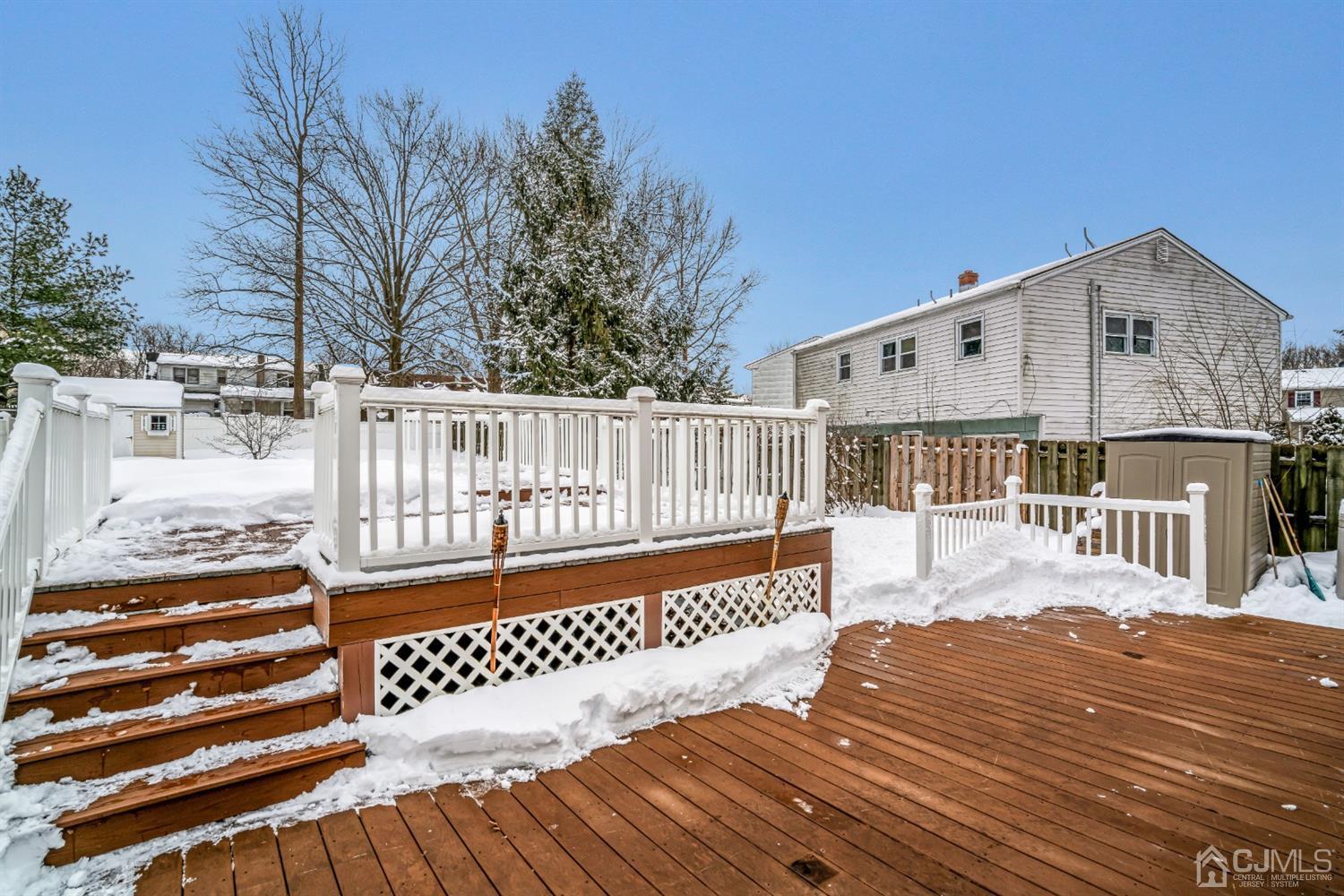 76 Chain O' Hills Road Iselin, NJ 08830 - Photo 27 of 31 Gallery Image 27