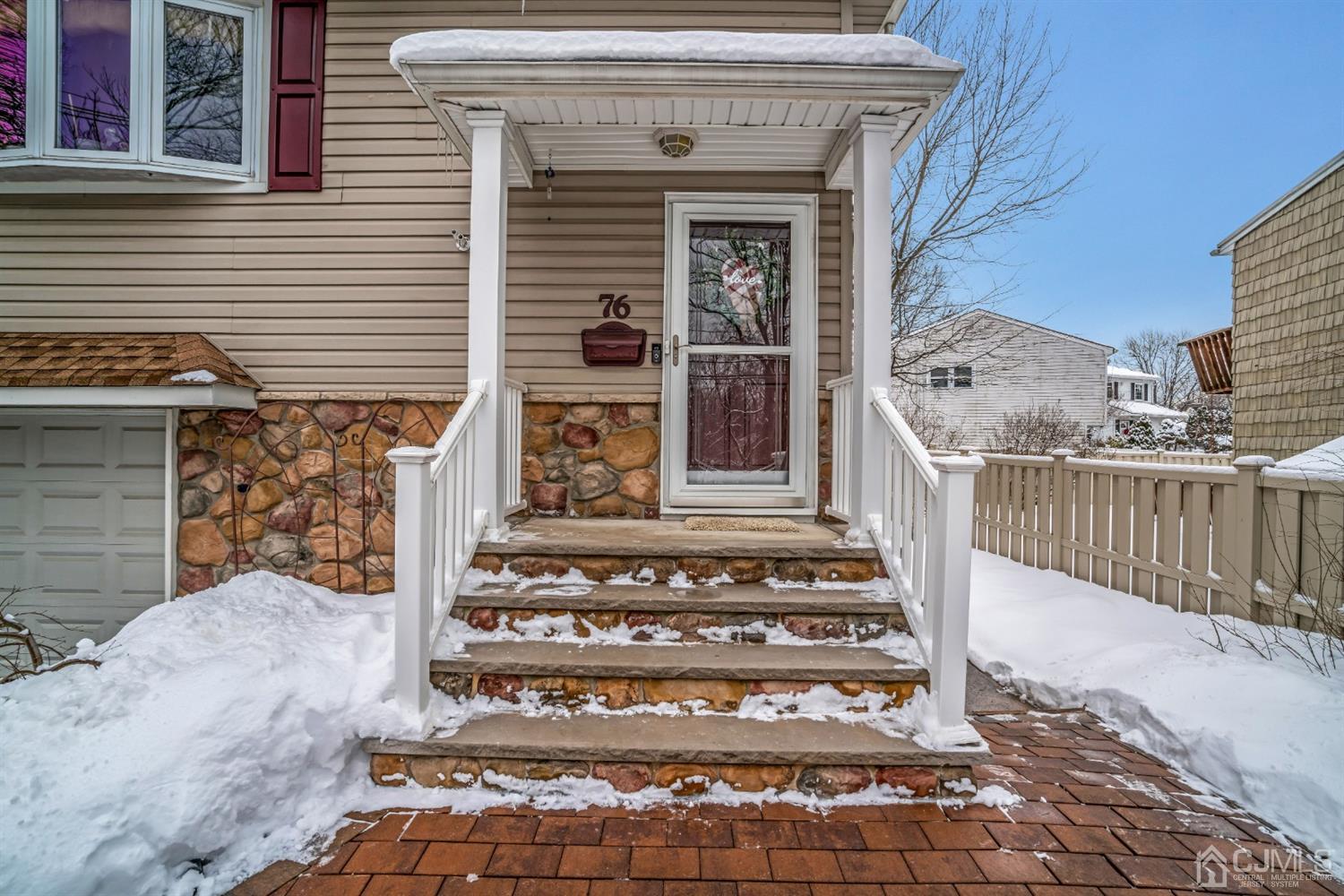 76 Chain O' Hills Road Iselin, NJ 08830 - Photo 5 of 31 Gallery Image 5