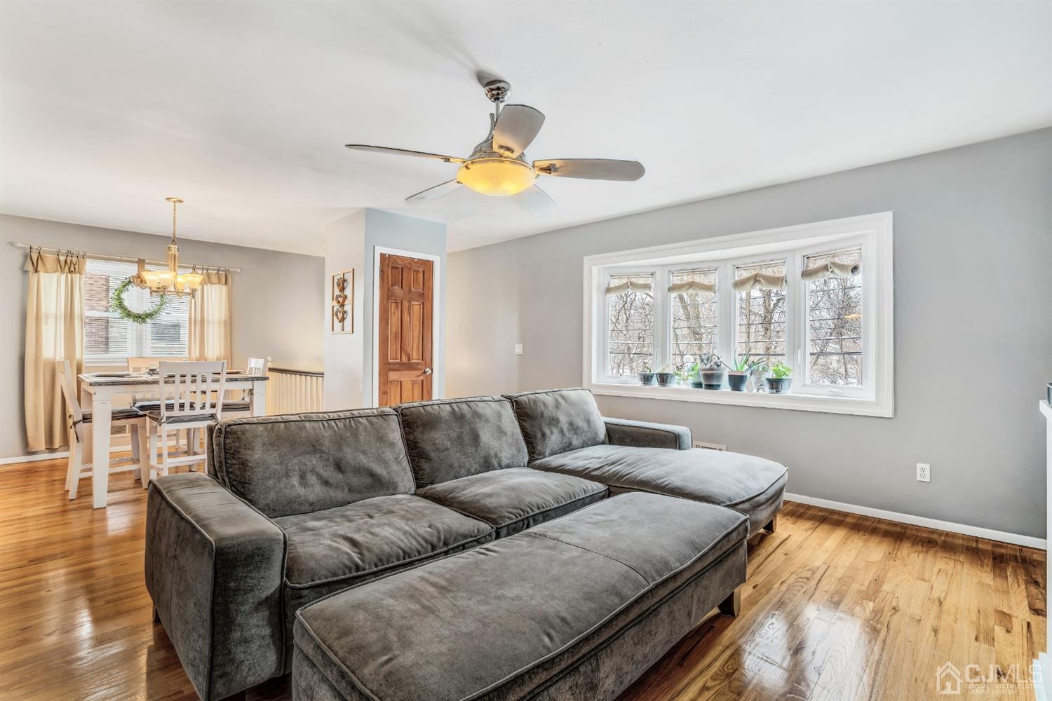 76 Chain O' Hills Road Iselin, NJ 08830 - Photo 7 of 31 Gallery Image 7