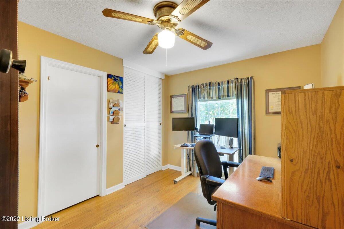 4621 Beaver Road Louisville, KY 40207 - Photo 28 of 50 34-4621 Beaver Rd-133