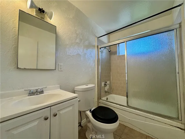 $1,850 | 13534 Ramona Boulevard, Unit E, Baldwin Park, CA 91706