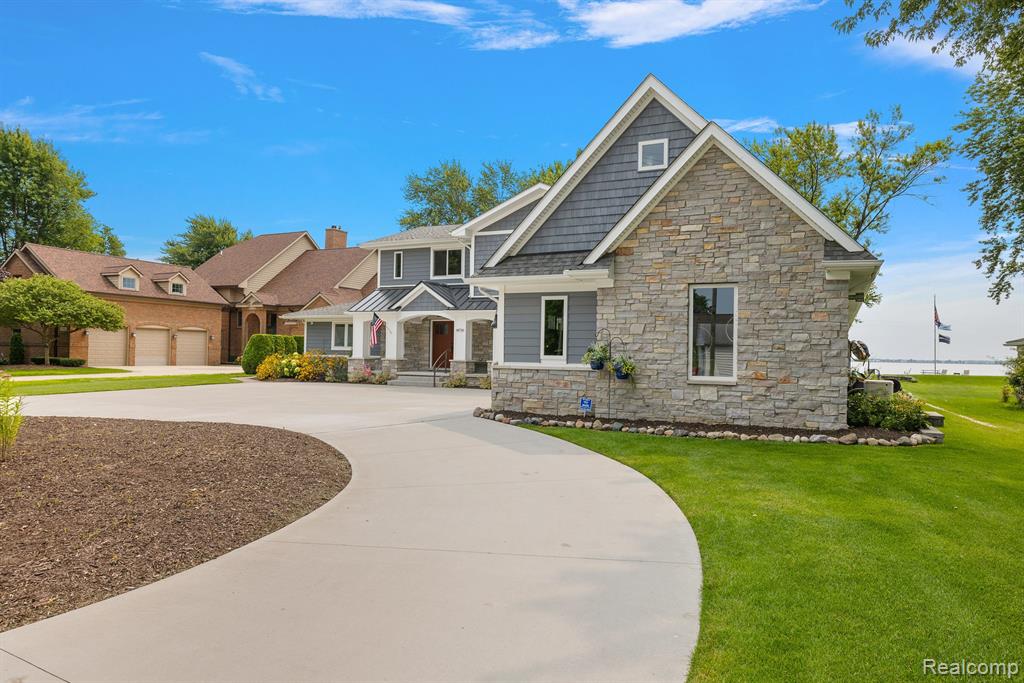 48730 Point Lakeview Street Chesterfield, MI 48047 - Photo 5 of 90