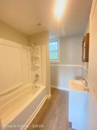 $105,000 | 1102 Tazewell Avenue Southeast, Roanoke, VA 24013