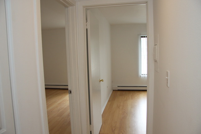 1919 Prairie Square, Unit 121 Schaumburg, IL 60173 - Photo 2 of 16
