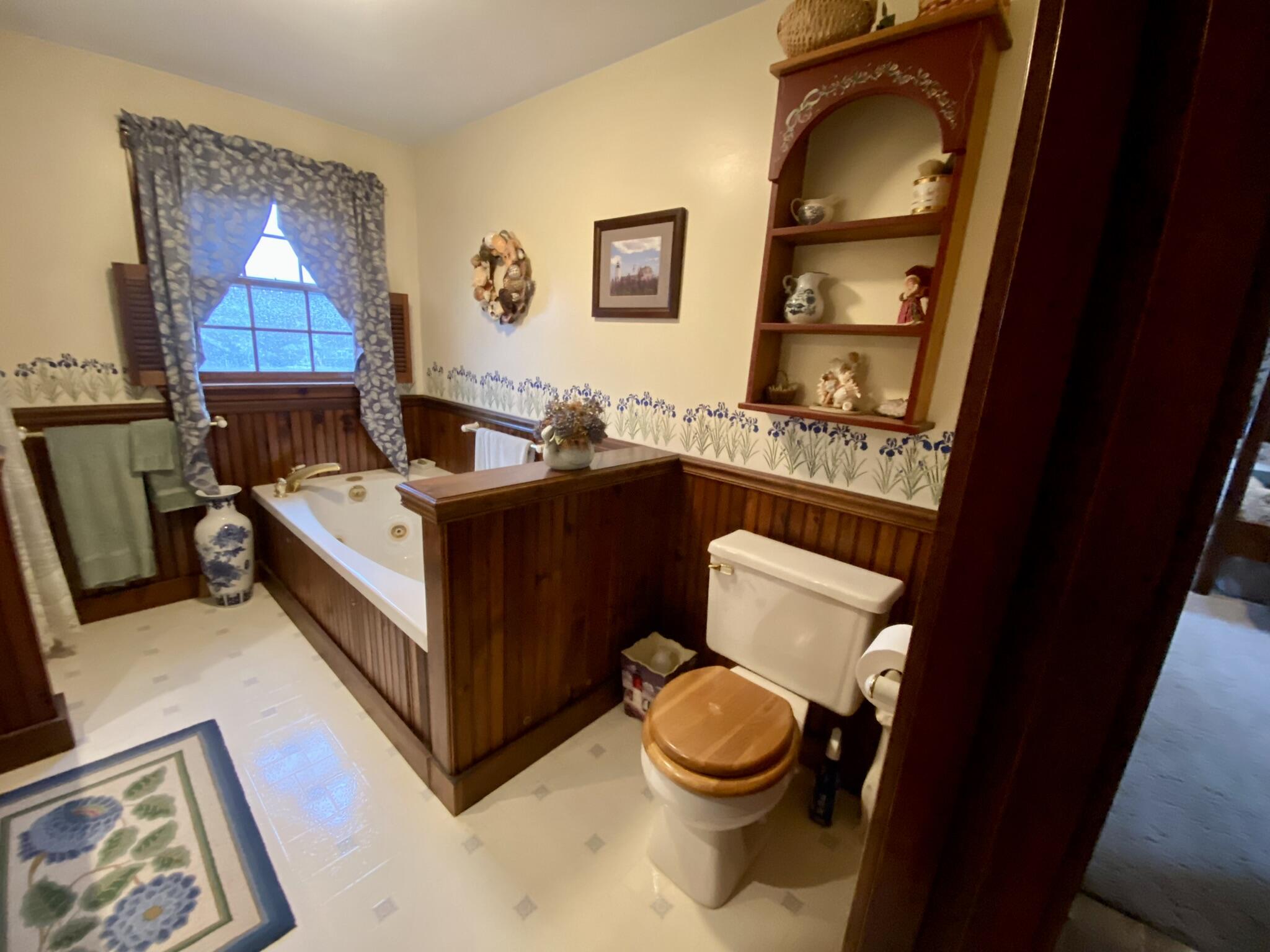 82 Southside Road Bristol, ME 04554 - Photo 47 of 82 2nd Floor Bath