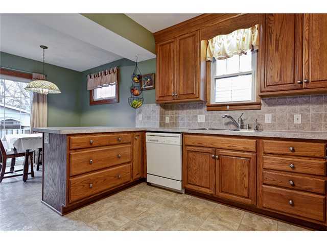 225 East Pacemont Road Columbus, OH 43202 - Photo 7 of 20