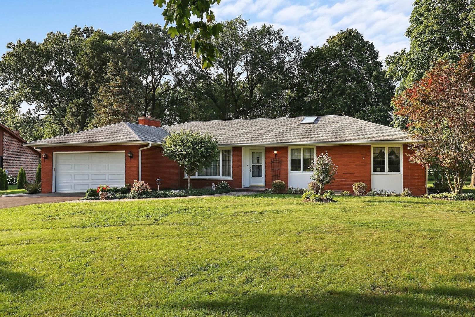 14300 Oak Knoll Road Wadsworth, IL 60083 - Photo 1 of 28 Gallery Image 1