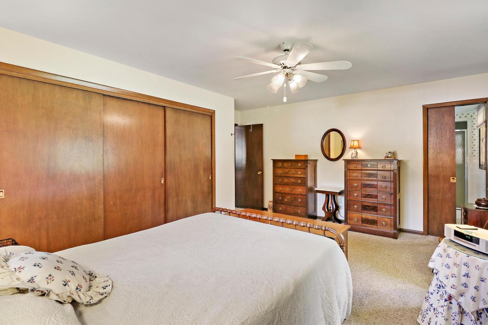 14300 Oak Knoll Road Wadsworth, IL 60083 - Photo 15 of 28 Gallery Image 15