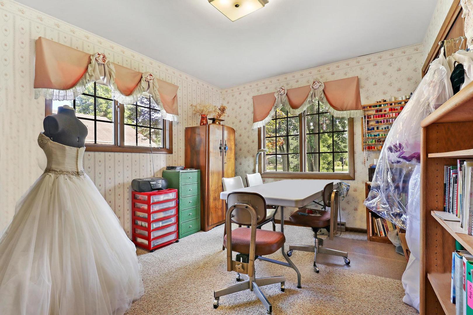 14300 Oak Knoll Road Wadsworth, IL 60083 - Photo 17 of 28 Gallery Image 17