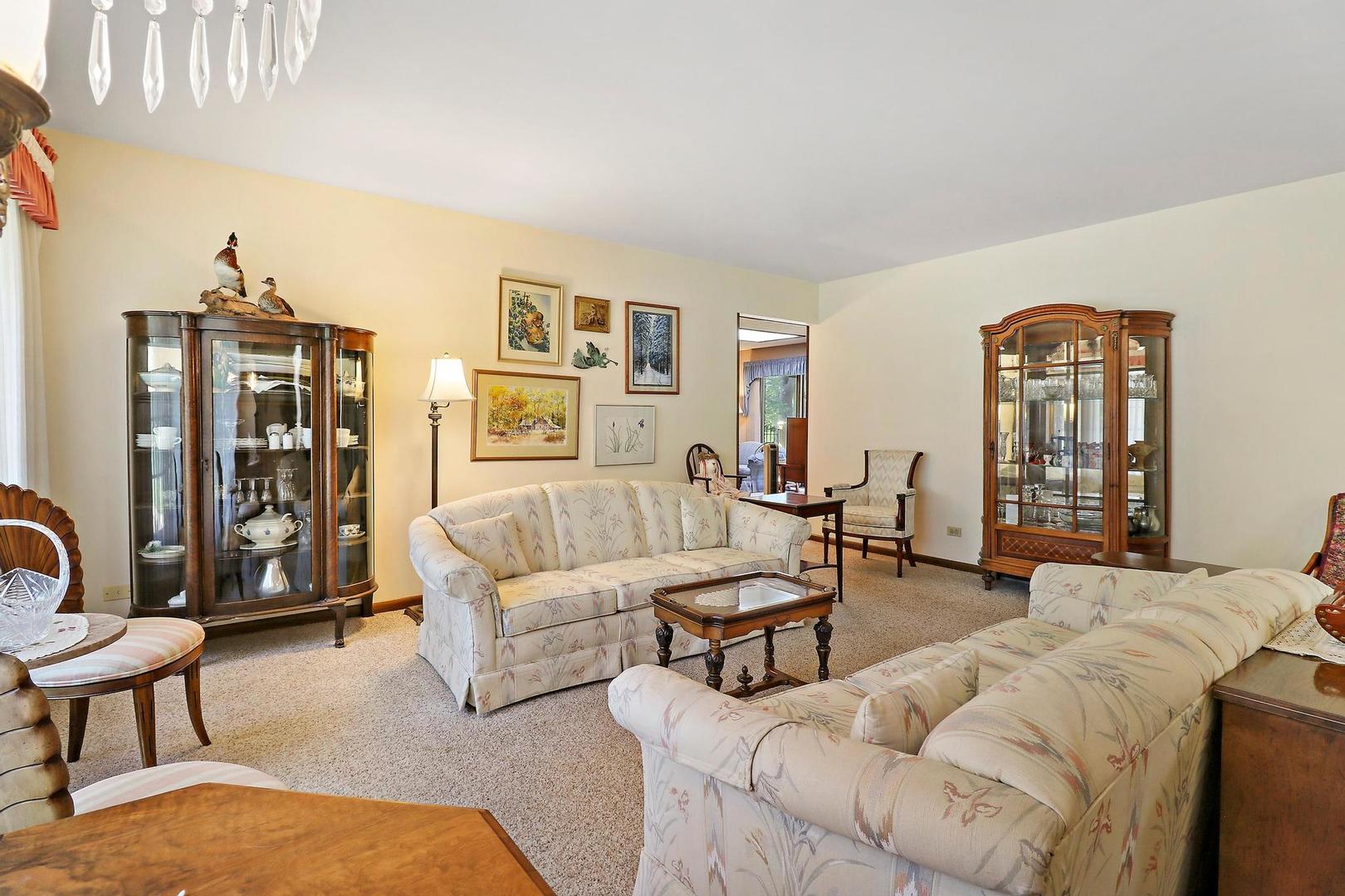 14300 Oak Knoll Road Wadsworth, IL 60083 - Photo 4 of 28 Gallery Image 4