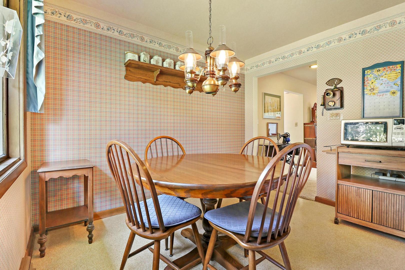 14300 Oak Knoll Road Wadsworth, IL 60083 - Photo 8 of 28 Gallery Image 8