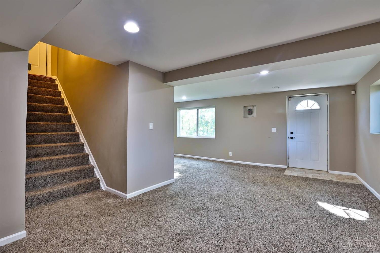 8816 Wuest Road Cincinnati, OH 45251 - Photo 27 of 45 Gallery Image 27