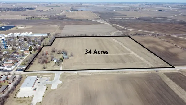 $1,500,000 | 14025 Highway 72, Genoa, IL 60135
