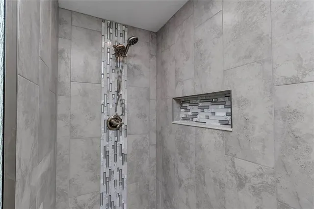 $399,900 | 17490 Southwest 18th Avenue Road, Ocala, FL 34473