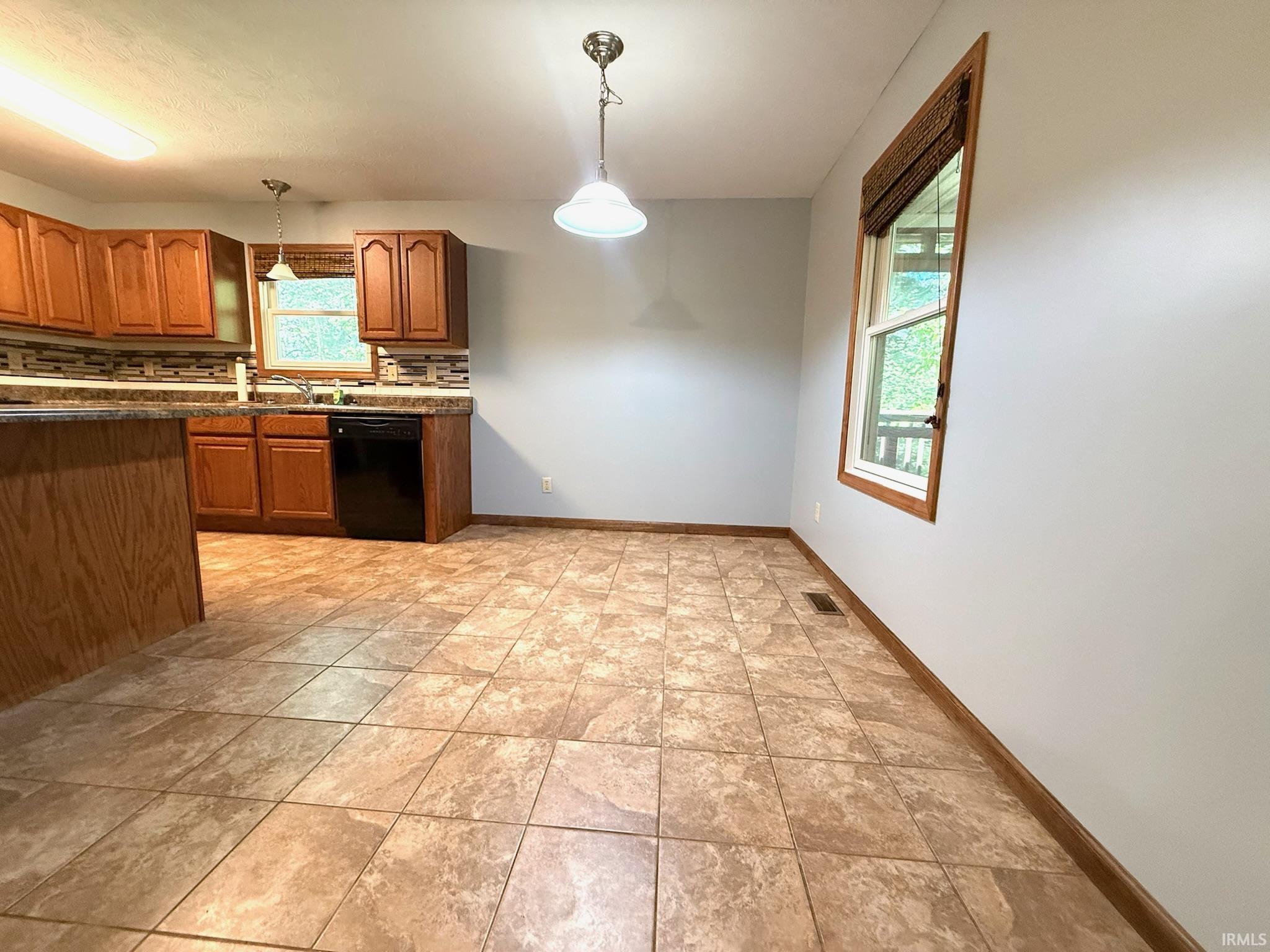 8767 South Ketcham Road Bloomington, IN 47403 - Photo 13 of 49 Gallery Image 13