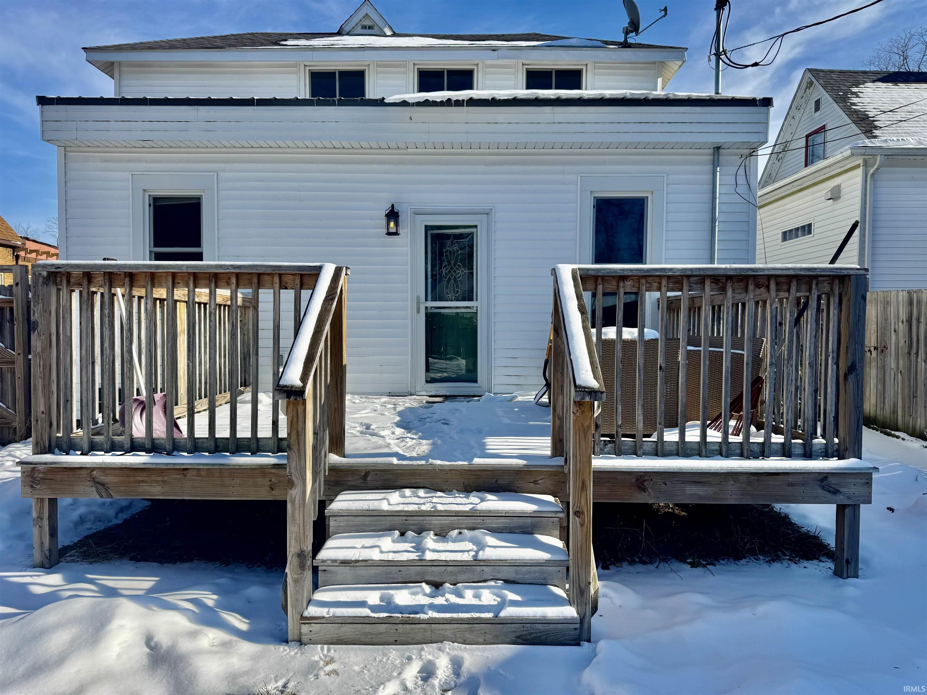 1010 Jefferson Street Rochester, IN 46975 - Photo 3 of 36