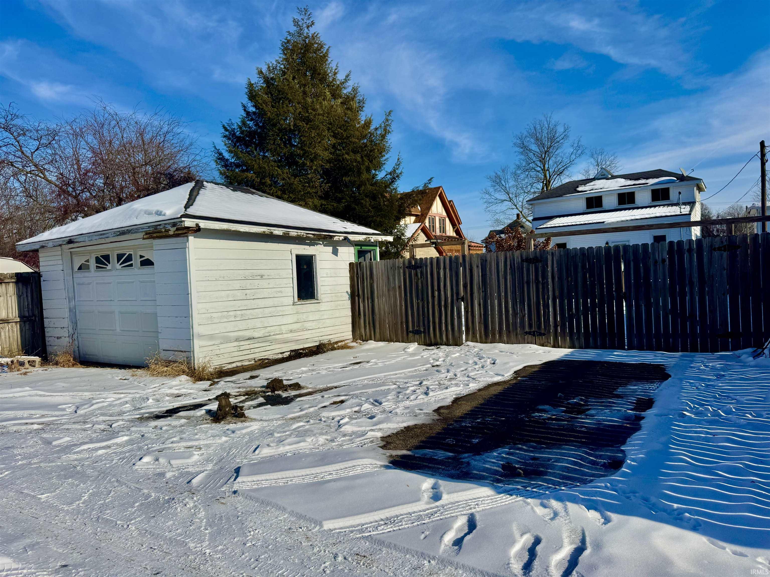 1010 Jefferson Street Rochester, IN 46975 - Photo 10 of 36