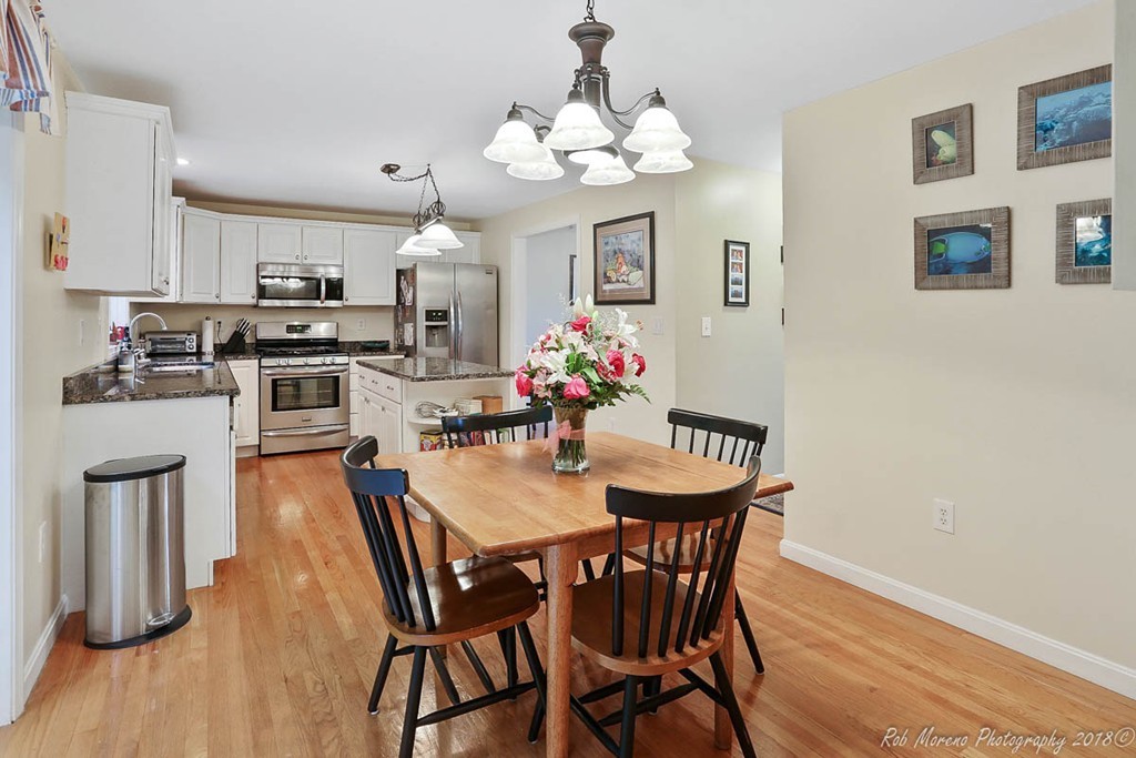 98 Autumn Road Dracut, MA 01826 - Photo 2 of 20
