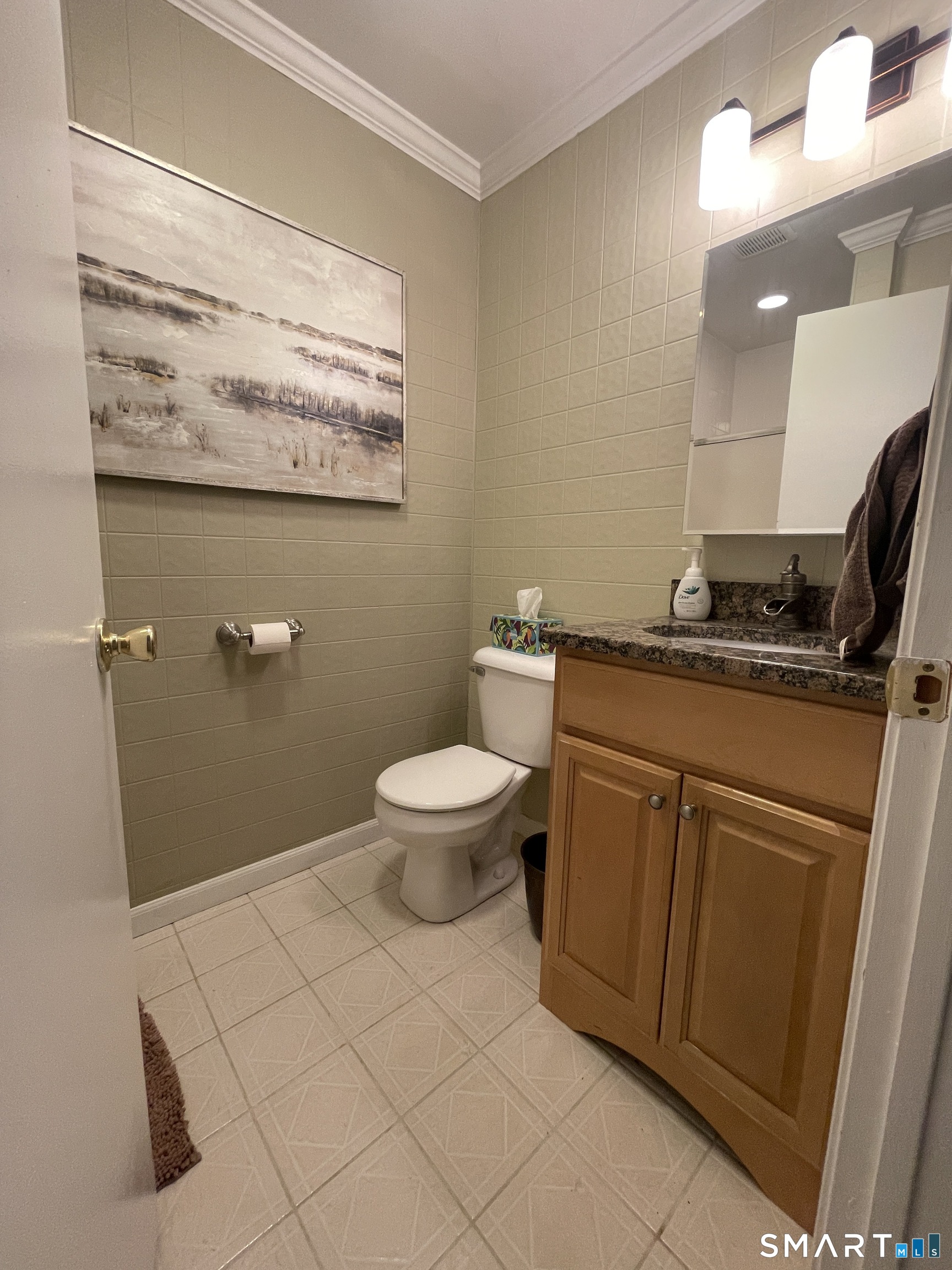 2304 Durham Road Madison, CT 06443 - Photo 16 of 23 Full bath on ground level