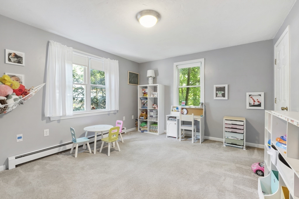 85 Old Elmdale Road Uxbridge, MA 01569 - Photo 17 of 42