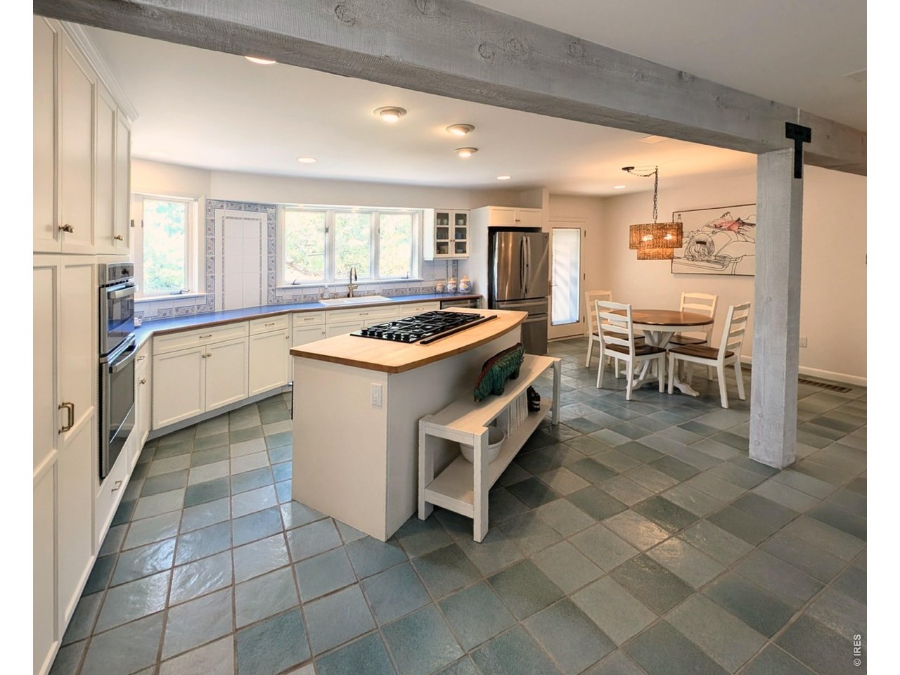 495 South Cedar Brook Road Boulder, CO 80304 - Photo 19 of 40 Generous kitchen space with breakfast nook